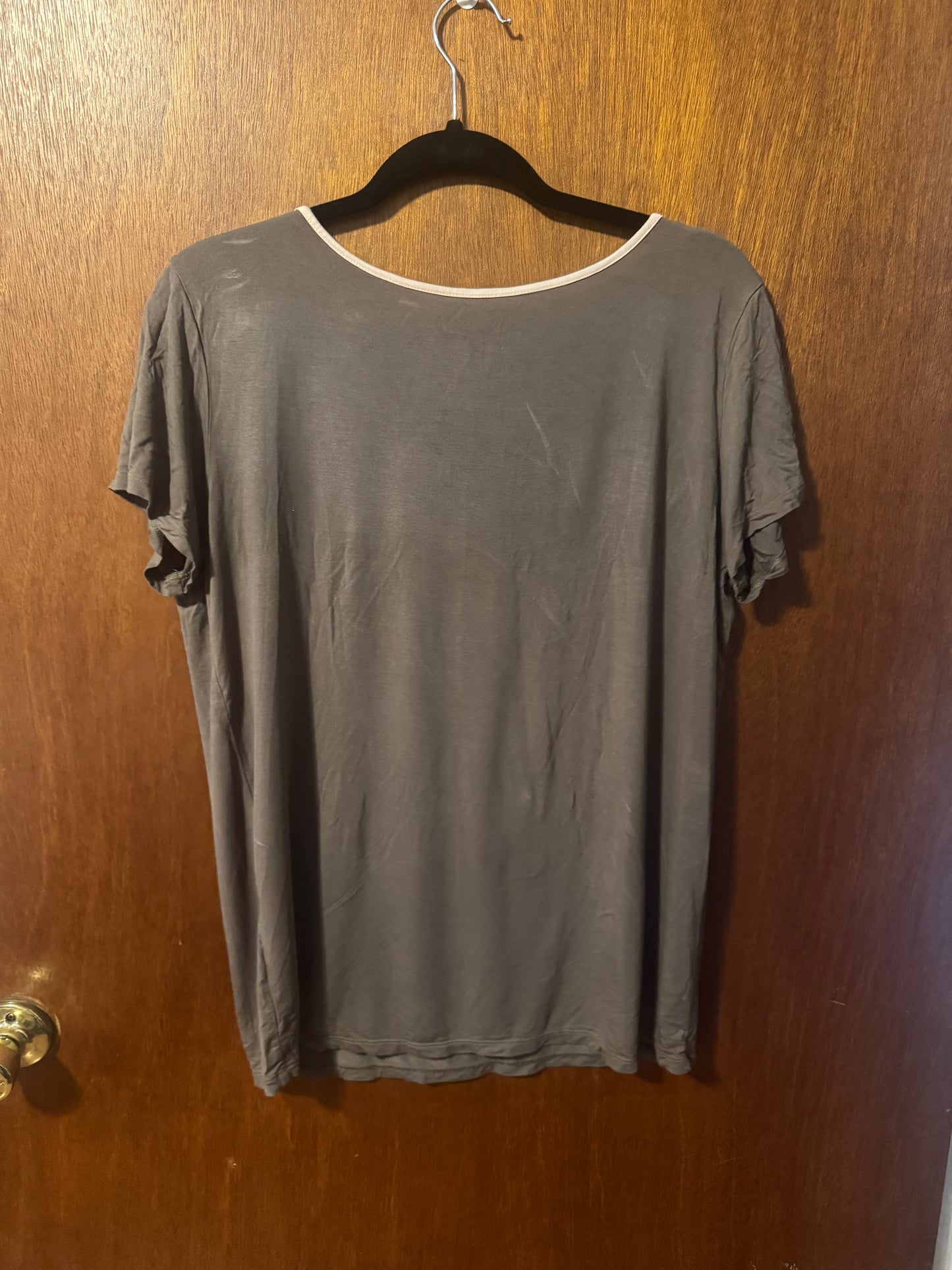 Euforia Leto Cutout Tee